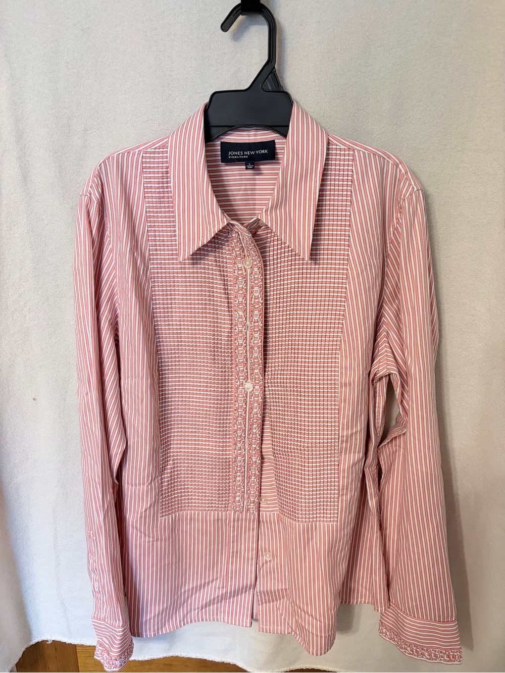Jones New York Signature Striped Pintuck Tuxedo Pleated Blouse